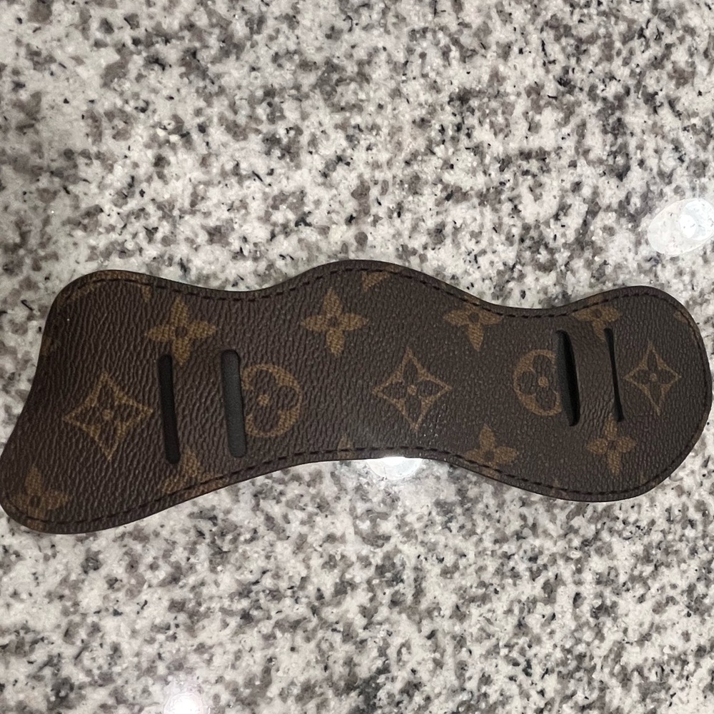 Louis Vuitton Portrait Keepall 25 Monogram Brown Shoulder Pad
